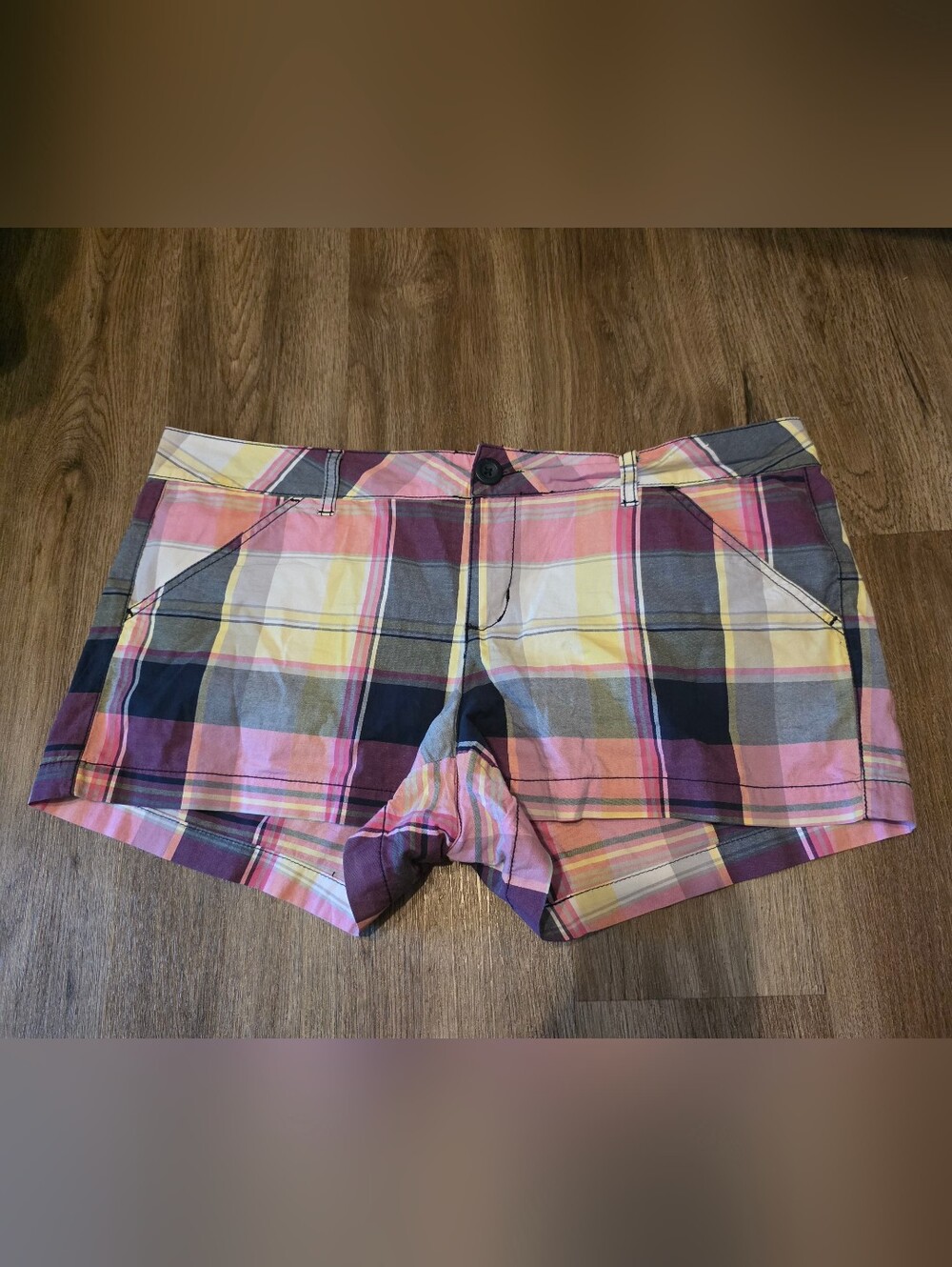 Arizona Jean CO. Womens Shorts Plaid Pink